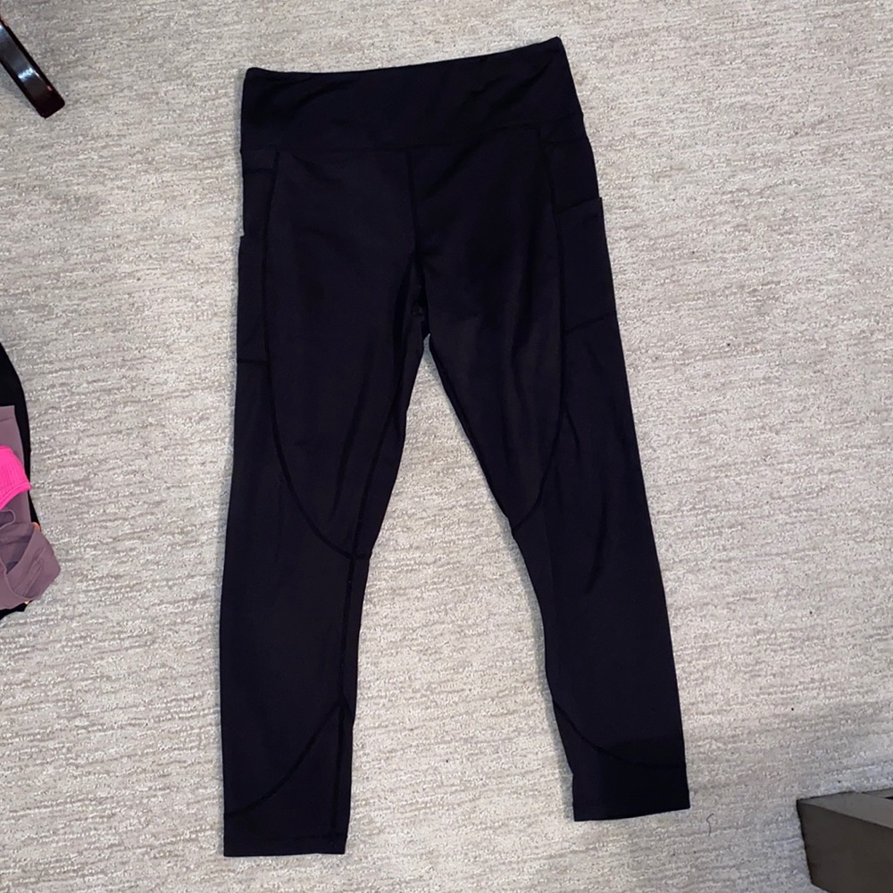 ZYIA Black Pocket Light n Tight Hi-Rise 7/8 24"